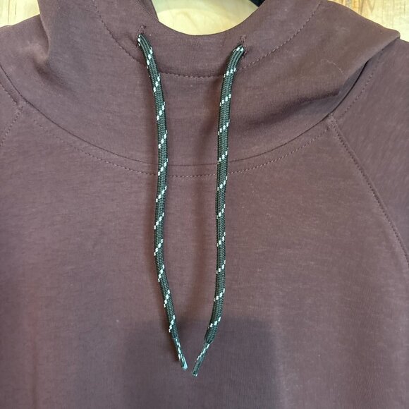 NWT Old Navy Active Dynamic Fleece Pullover Hoodie M Medium Maroon - Picture 3 of 7